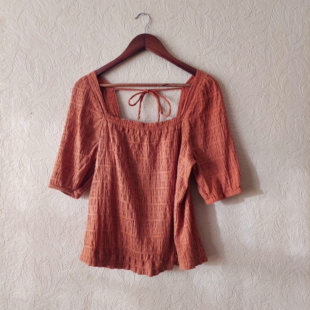 Wishlist Apparel orange peasant blouse square neckline Sz M/L